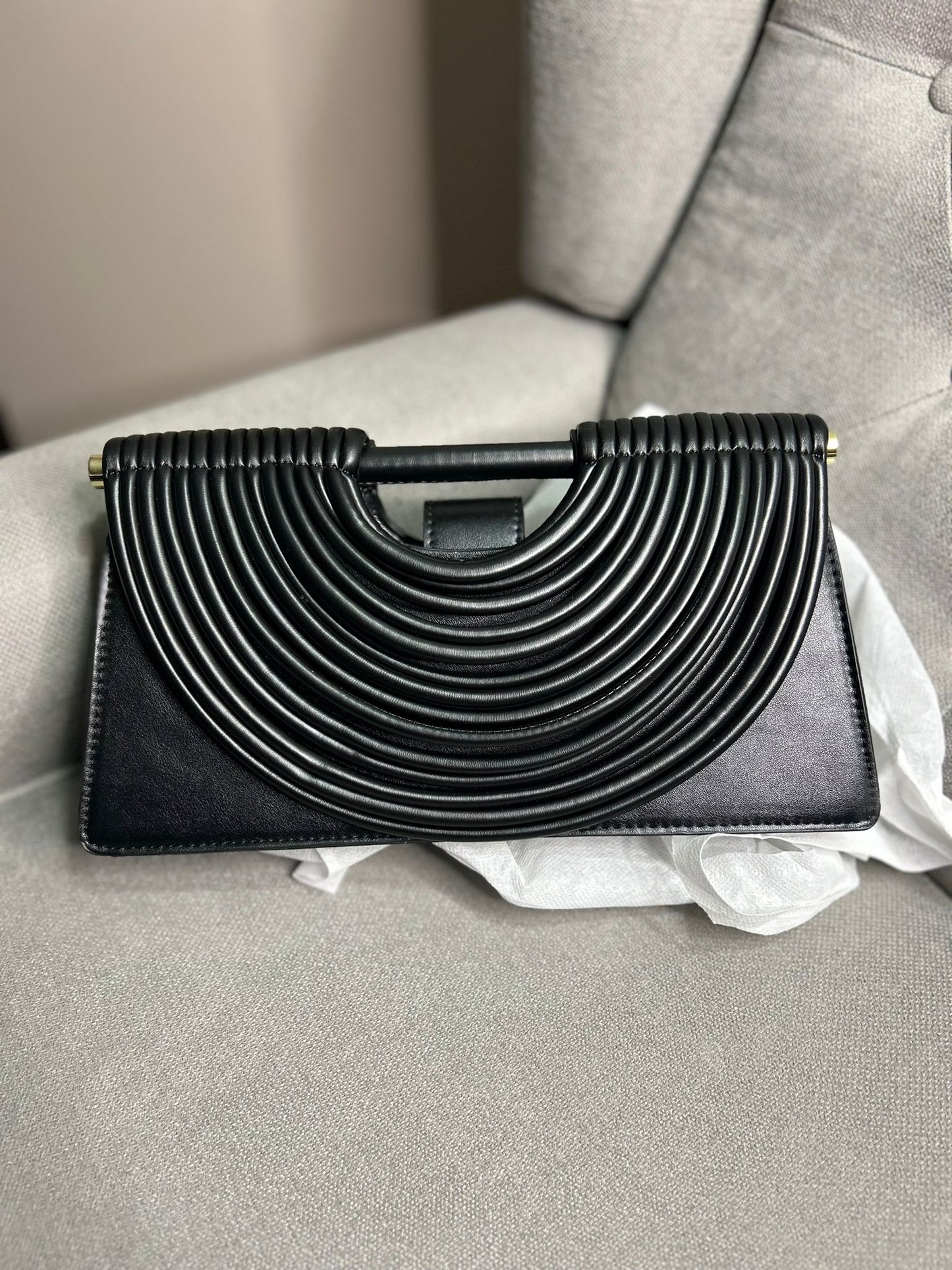 Sac à Main Noir Élégant – Design Structuré & Style Moderne